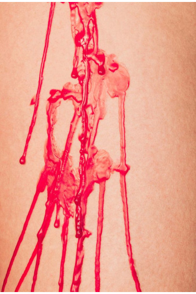 Низкотемпературная свеча для тактильной практики Wax Play To Blaze Низкотемпературная свеча для тактильной практики Wax Play To Blaze